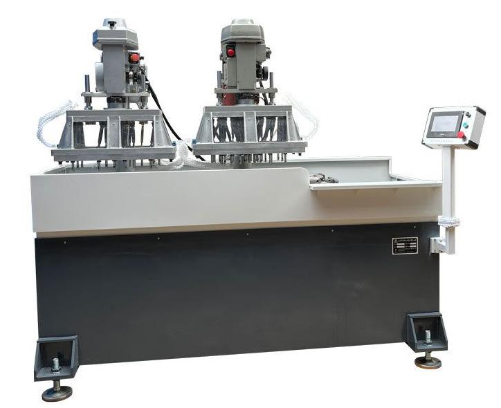 Многошпиндельный резьбонарезной станок 6516 V4