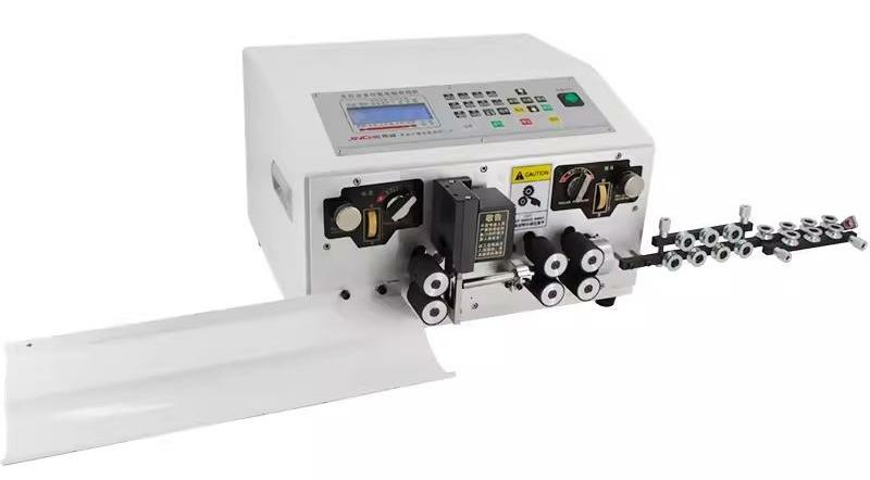 Станок для резки и зачистки провода SWT508MAX1-6